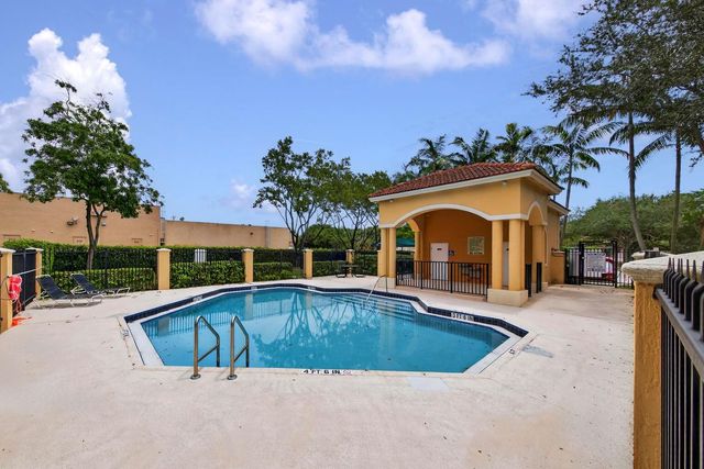 6600 Catalina Lane, Tamarac, FL 33321