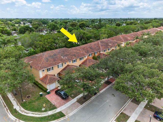 6600 Catalina Lane, Tamarac, FL 33321