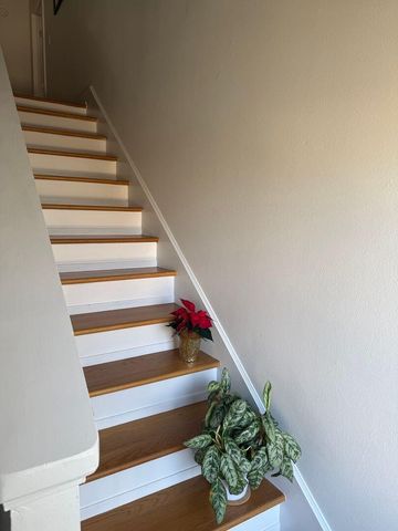 422 NW Canterbury Court, Fort Walton Beach, FL 32548