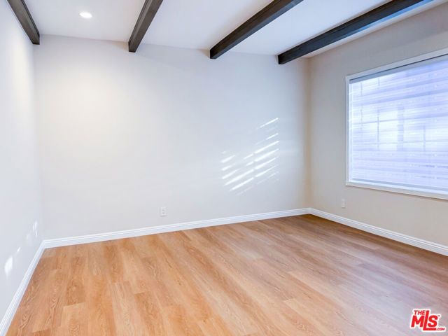 14538 Benefit Street 204, Sherman Oaks, CA 91403