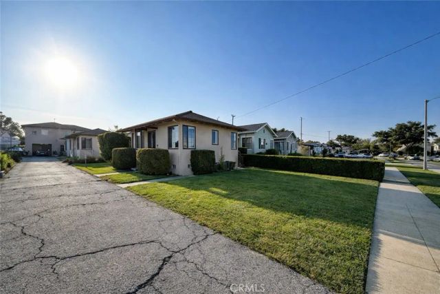 713 S 8th Street, Alhambra, CA 91801