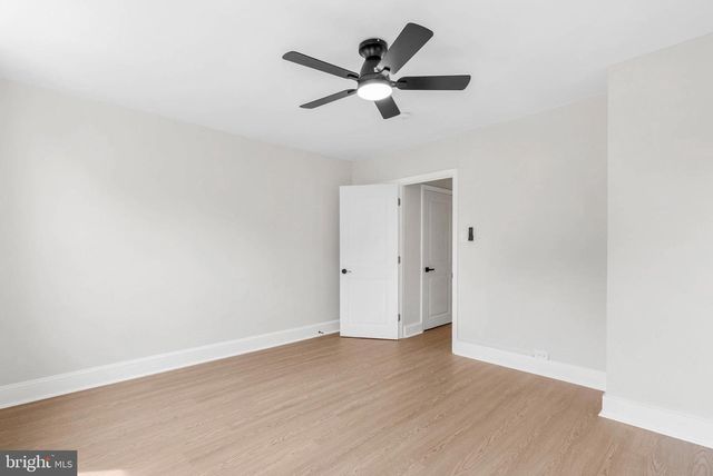 35 E COLLOM ST, Philadelphia, PA 19144