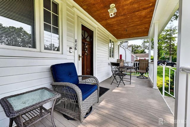 886 Main Street, Fords, NJ 08863