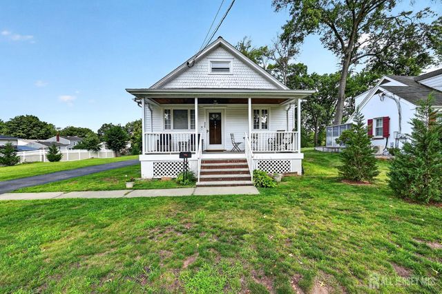 886 Main Street, Fords, NJ 08863