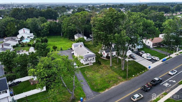 886 Main Street, Fords, NJ 08863