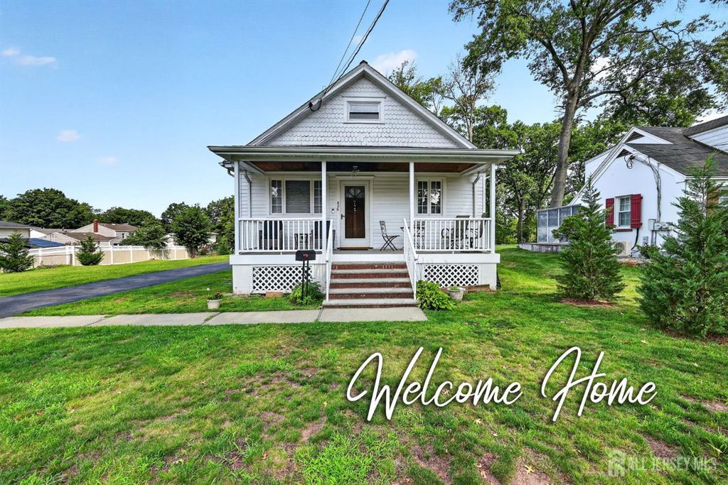 886 Main Street, Fords, NJ 08863