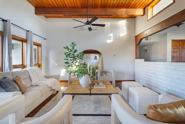 1409 Camino Ecuestre NW, Albuquerque, NM 87107