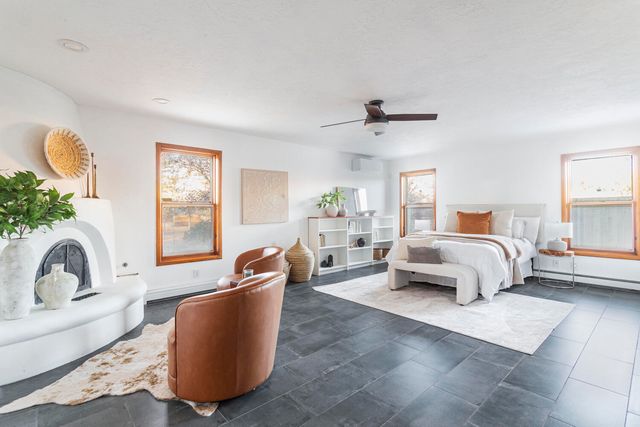 1409 Camino Ecuestre NW, Albuquerque, NM 87107