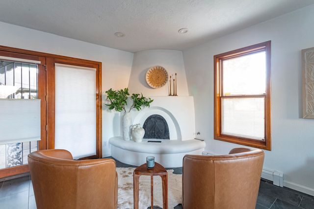 1409 Camino Ecuestre NW, Albuquerque, NM 87107