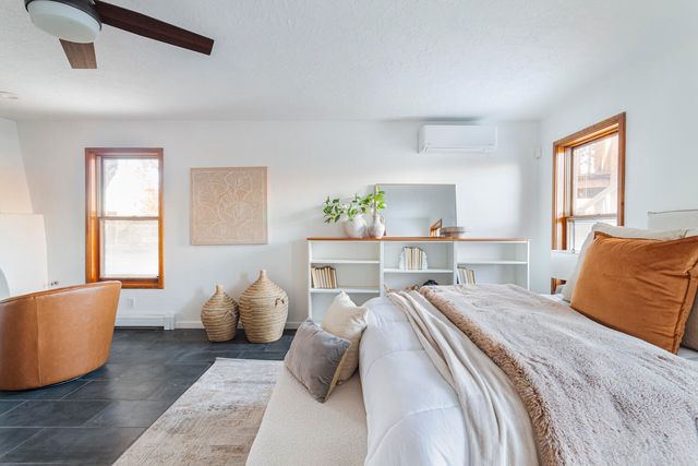 1409 Camino Ecuestre NW, Albuquerque, NM 87107