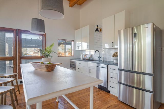 1409 Camino Ecuestre NW, Albuquerque, NM 87107