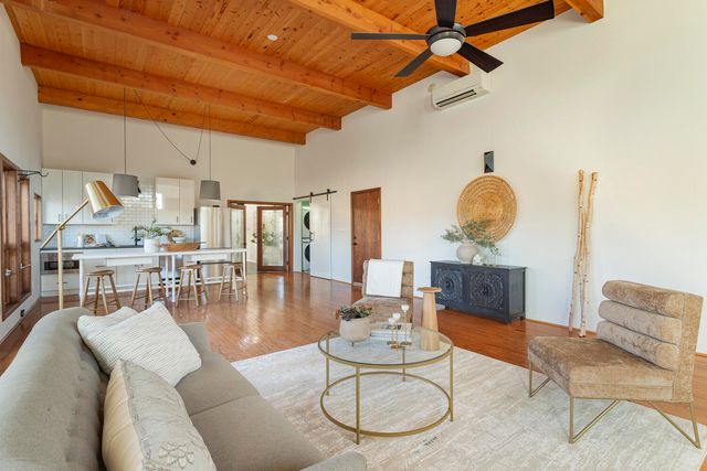 1409 Camino Ecuestre NW, Albuquerque, NM 87107