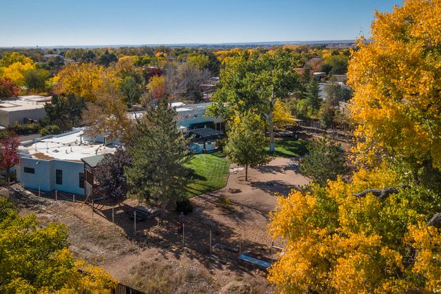 1409 Camino Ecuestre NW, Albuquerque, NM 87107