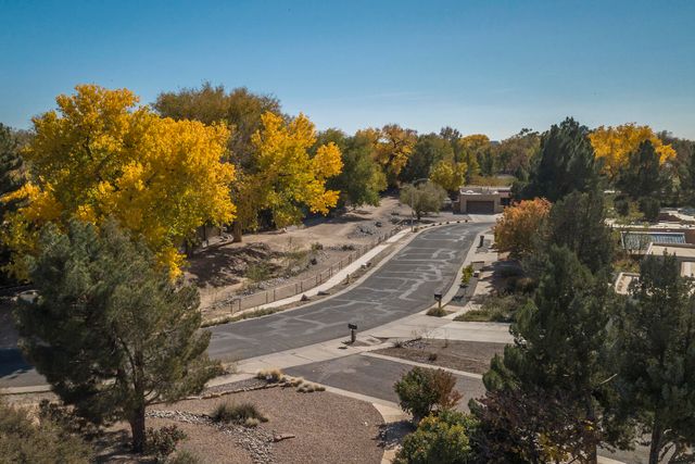 1409 Camino Ecuestre NW, Albuquerque, NM 87107