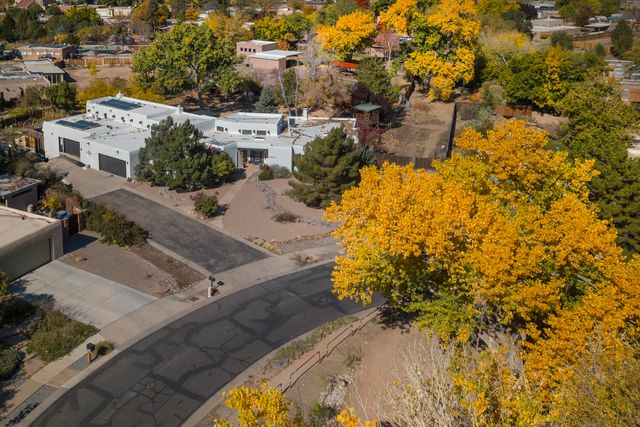 1409 Camino Ecuestre NW, Albuquerque, NM 87107