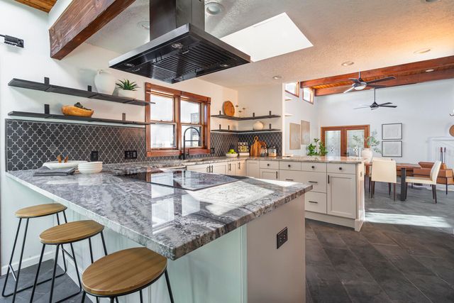 1409 Camino Ecuestre NW, Albuquerque, NM 87107