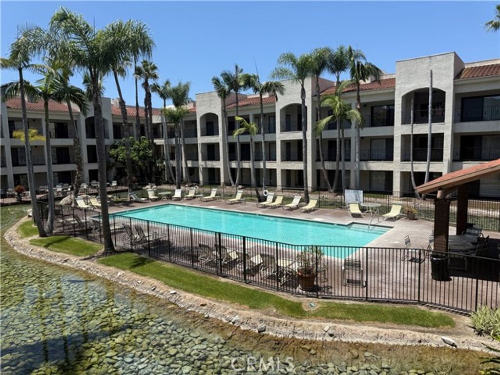 11630 Warner 508, Fountain Valley, CA 92708