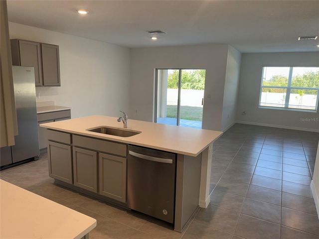 7232 BROAD RIVER AVENUE, Land O Lakes, FL 34638