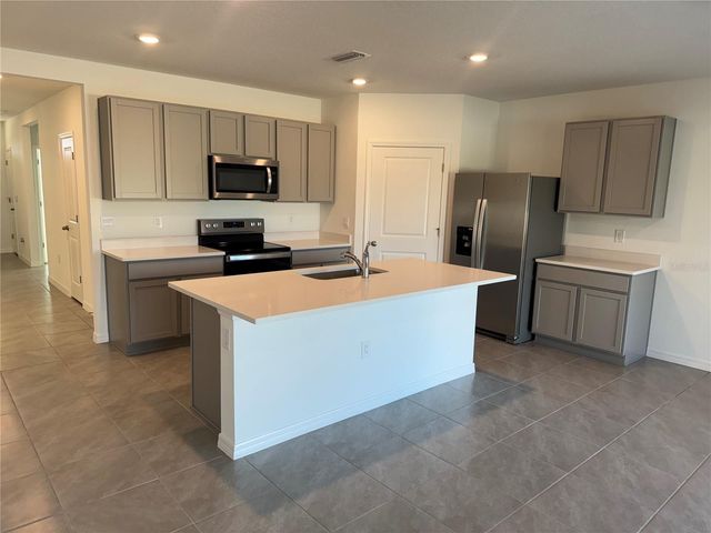 7232 BROAD RIVER AVENUE, Land O Lakes, FL 34638