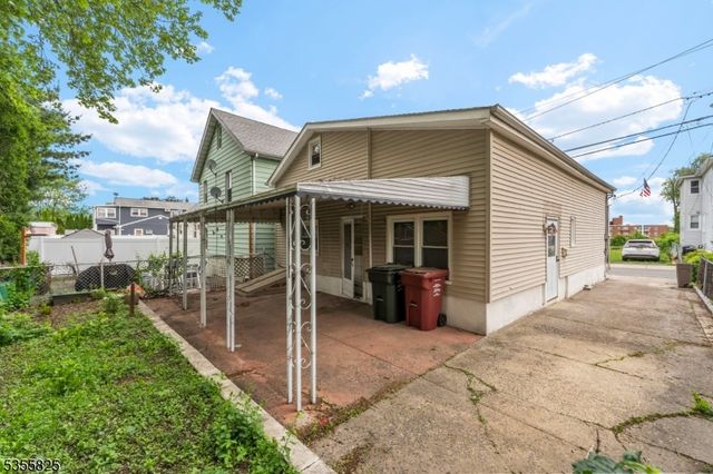 33 Humbert St, Nutley Twp., NJ 07110