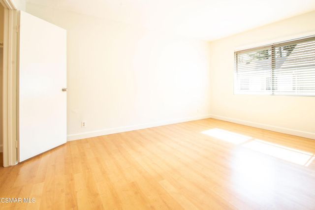 2583 La Paloma Circle, Thousand Oaks, CA 91360