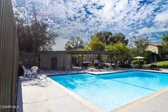 2583 La Paloma Circle, Thousand Oaks, CA 91360