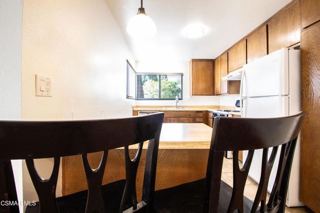2583 La Paloma Circle, Thousand Oaks, CA 91360