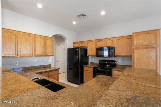 440 N Roger Way, Chandler, AZ 85225