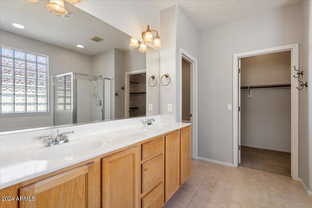 440 N Roger Way, Chandler, AZ 85225
