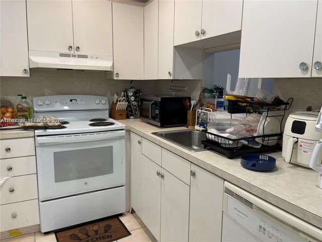 12035 NE 2nd Ave A209, North Miami, FL 33161