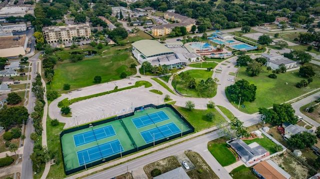 6243 MAIN STREET, New Port Richey, FL 34653
