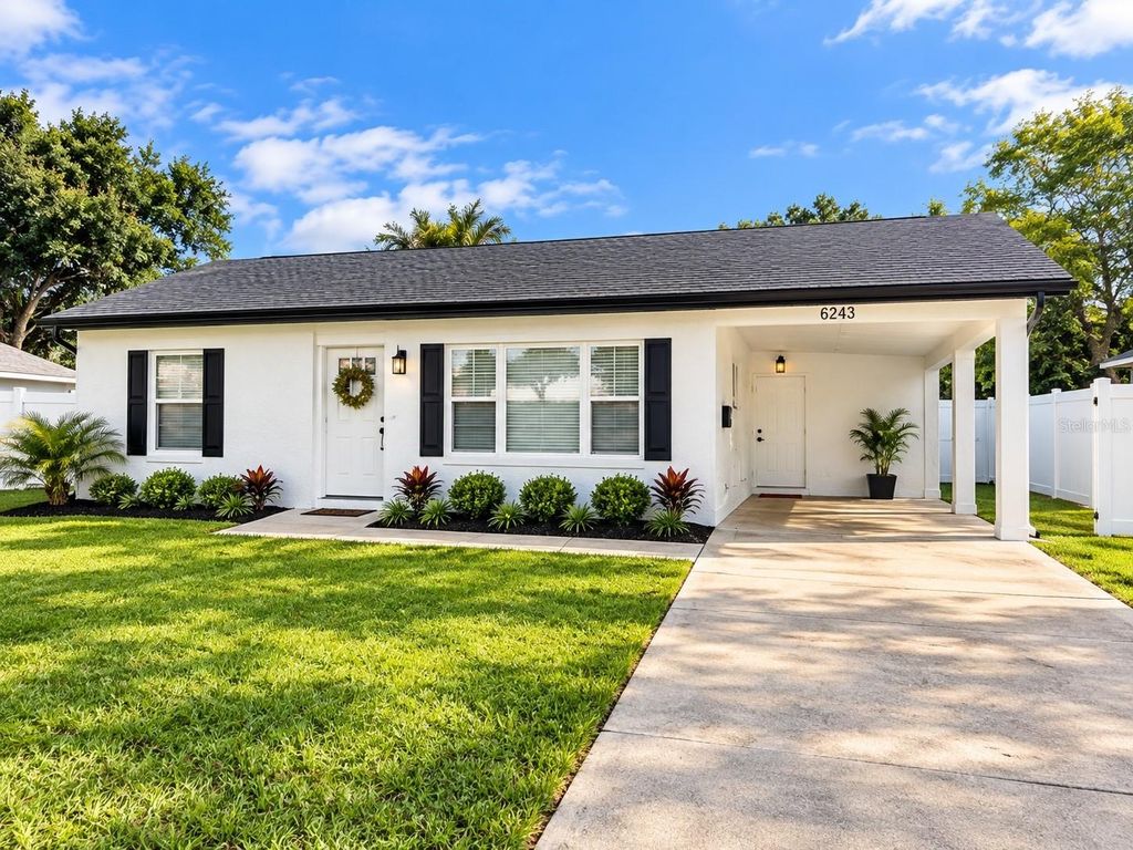 6243 MAIN STREET, New Port Richey, FL 34653