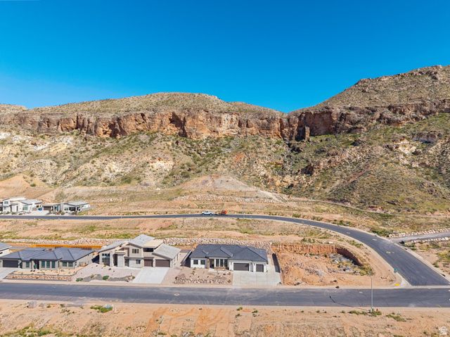 366 N 200 E, La Verkin, UT 84745