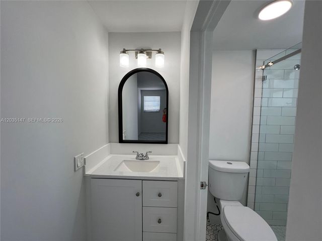 821 Euclid Avenue 304, Miami Beach, FL 33139