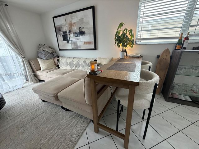 821 Euclid Avenue 304, Miami Beach, FL 33139