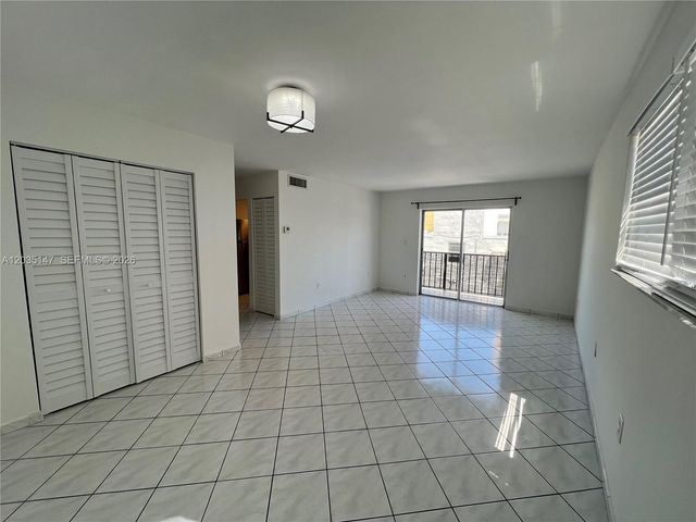 821 Euclid Avenue 304, Miami Beach, FL 33139