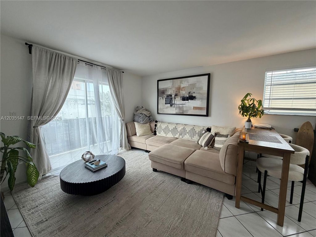 821 Euclid Avenue 304, Miami Beach, FL 33139