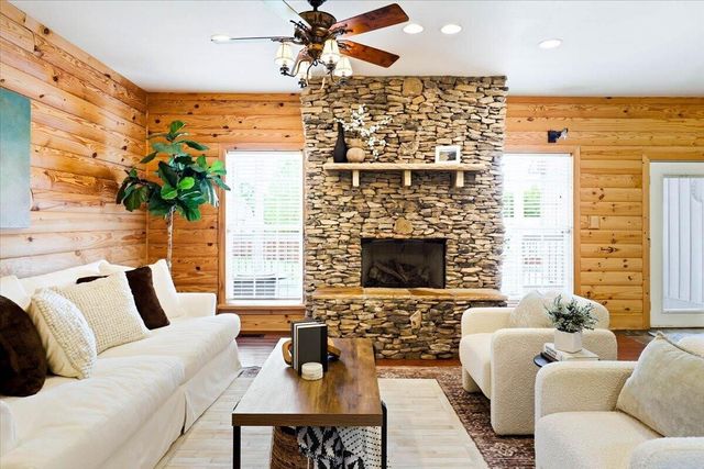 2322 Mowbray Pike, Soddy Daisy, TN 37379