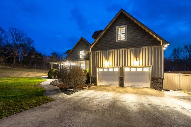 2322 Mowbray Pike, Soddy Daisy, TN 37379