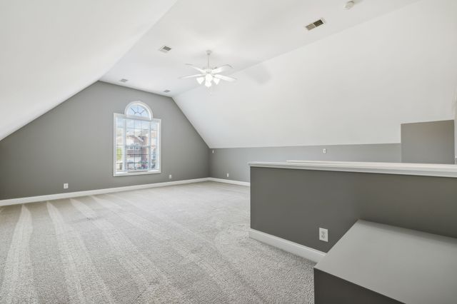 1050 Stonehollow Way, Mount Juliet, TN 37122