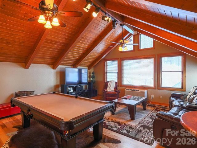 71 Ivy Ridge Road, Burnsville, NC 28714