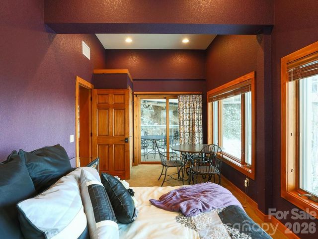 71 Ivy Ridge Road, Burnsville, NC 28714