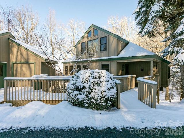 71 Ivy Ridge Road, Burnsville, NC 28714