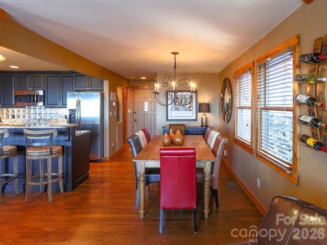 71 Ivy Ridge Road, Burnsville, NC 28714