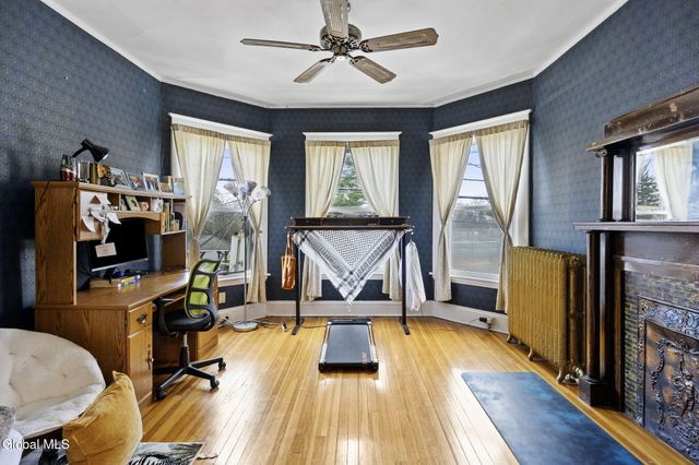 290 Morton Avenue, Albany, NY 12209