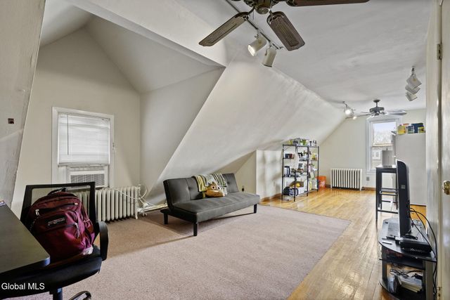 290 Morton Avenue, Albany, NY 12209