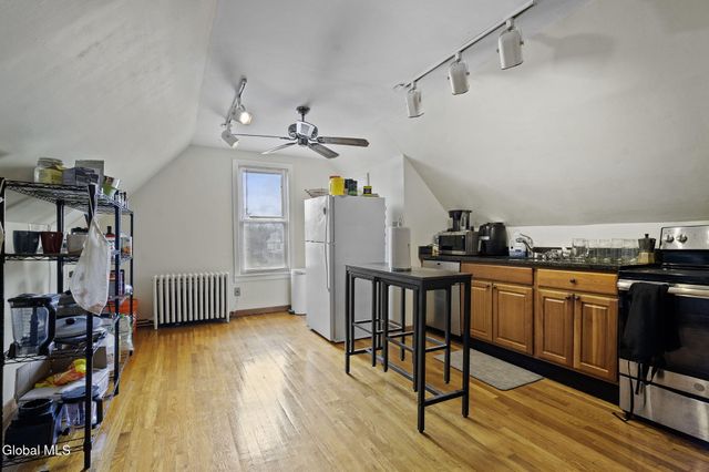 290 Morton Avenue, Albany, NY 12209