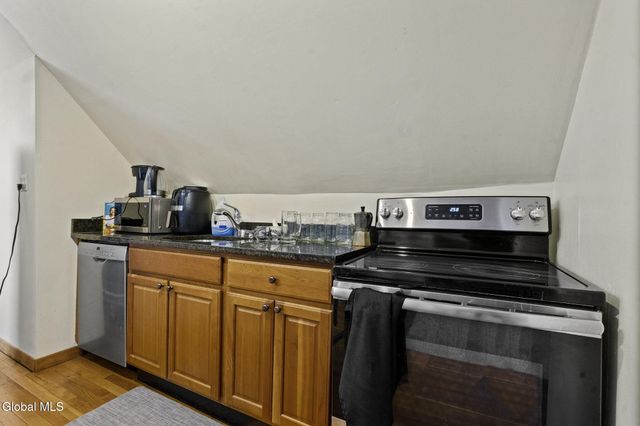 290 Morton Avenue, Albany, NY 12209