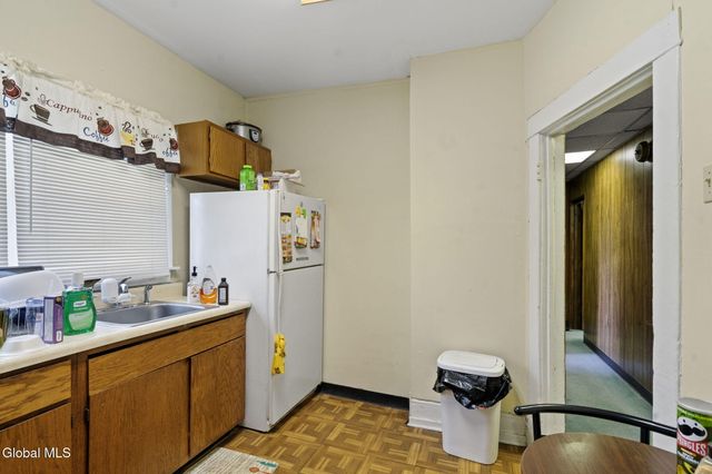 290 Morton Avenue, Albany, NY 12209