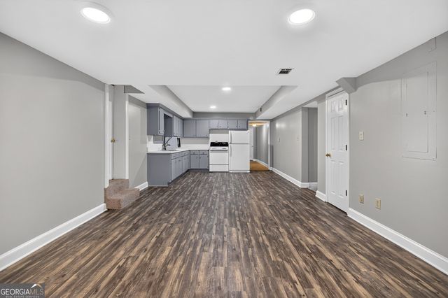 121 Broom Boulevard, Fayetteville, GA 30215